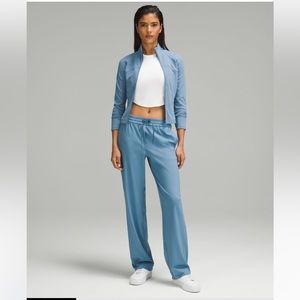 NWT Lululemon Straight-Leg Mid-Rise Pant Luxtreme Sz M